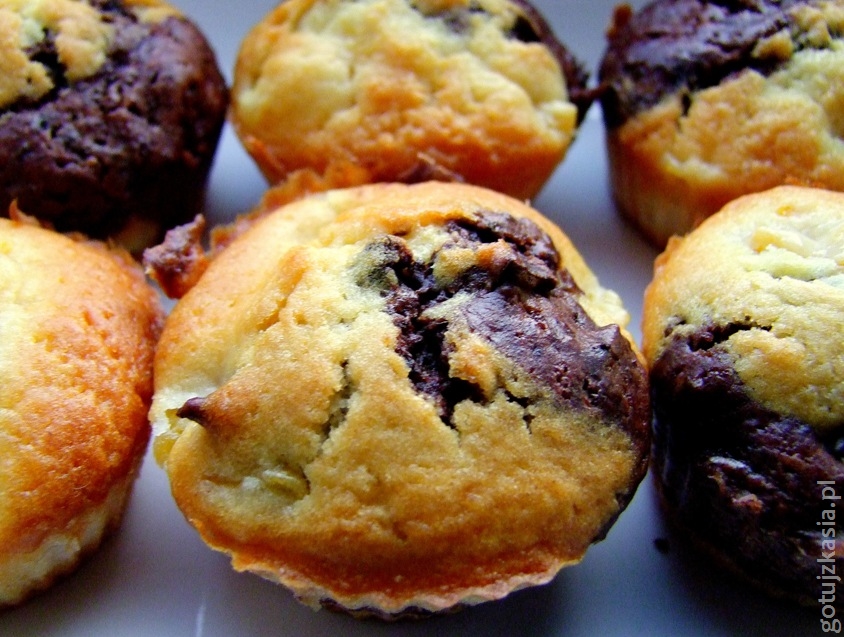 brzoskwiniowo-czekolodowe muffinki